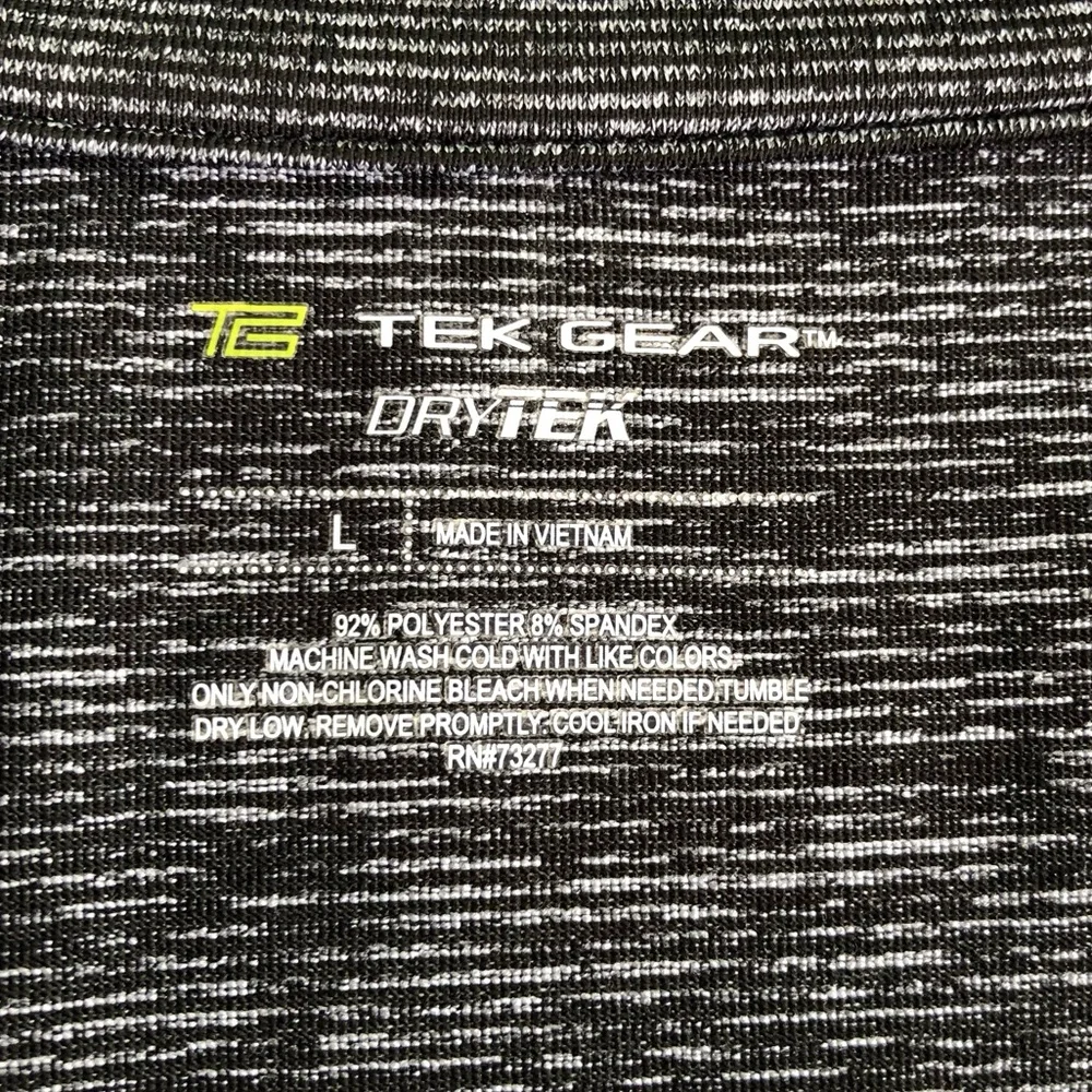 TEK GEAR DryTEK zippered athletic top w/thumb holes & hidden pocket in charcoal - Picture 9 of 10
